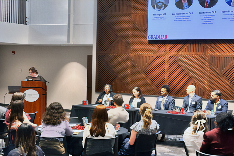 GradLEAD: Graduate Student Leadership Development Program